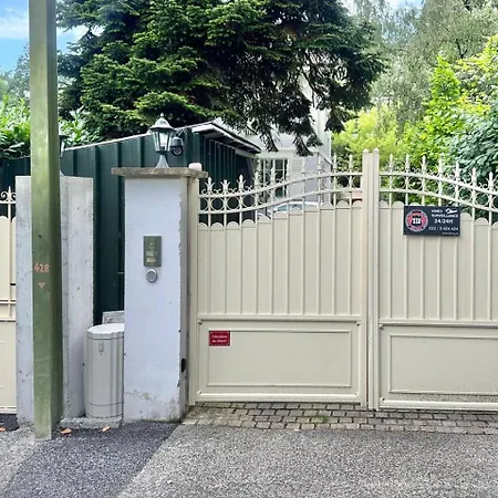 Résidence Montblanc Duplex Avec Jacuzzi * Ginebra